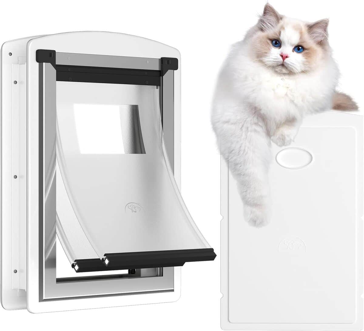 Test de la porte pour chat MavricTech avec cadre en acier et rabat magnétique