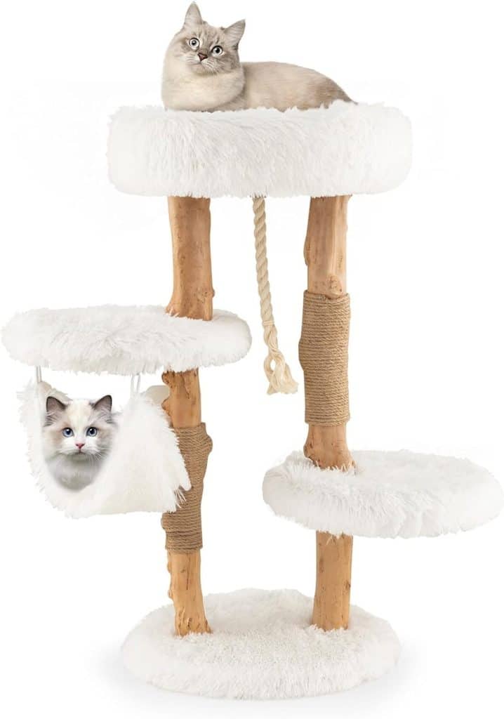 Test : l'arbre à chats Goplus 135 cm 5 niveaux