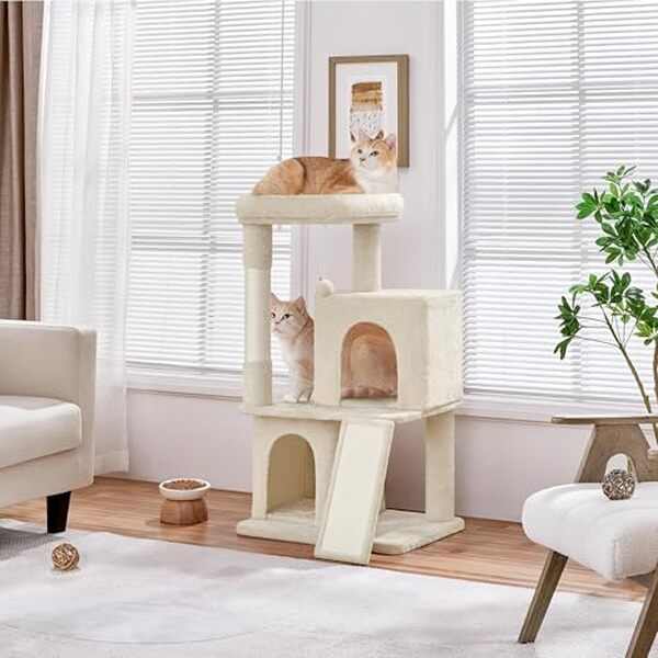 Découvrez l'arbre à chat Abician de 106 cm, parfait pour optimiser un coin de mur. Idéal pour petits espaces avec un design polyvalent et élégant.