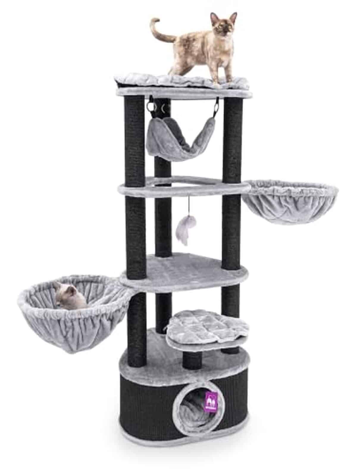 Test Petrebels arbre à chat Catharina 160 cm : confort et espace pour grands chats