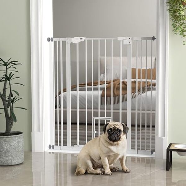 Découvrez notre test détaillé de la barrière de sécurité PawHut 104 cm avec porte chat. Avantages, inconvénients et avis utilisateurs pour protéger vos animaux.